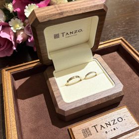 【TANZO.(鍛造指輪)の口コミ】 ダイアを入れる指輪を探していました。キラキラ過ぎるのが自分には似合わ…