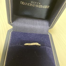 【銀座ダイヤモンドシライシの口コミ】 シンプルで普段使いもできますがダイヤモンドもしっかりついているものを…