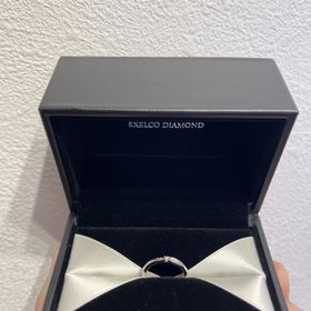 【エクセルコダイヤモンド(EXELCO DIAMOND)の口コミ】 程よいサイズ感のダイヤが散りばめられており、ゴージャス感を演出しなが…
