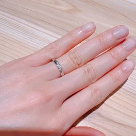 【アイプリモ(I-PRIMO)の口コミ】 ダイヤ自体は大きくないですが、品質が良いためキラキラとした輝きが非常…