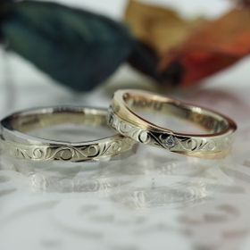 【Antille(アンティール)の口コミ】 金属の種類やリングの太さなど、細かな部分まで自分たちの好みに合わせて…