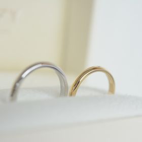 【CRAFY(クラフィ)の口コミ】 シンプルでどんなシーンでもつけやすい結婚指輪です。
オプションも豊富で…