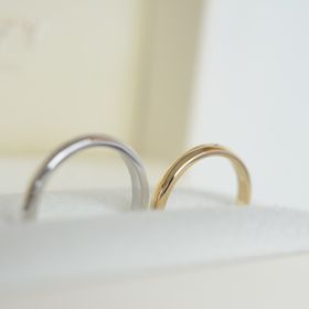 【CRAFY(クラフィ)】の口コミ シンプルでどんなシーンでもつけやすい結婚指輪です。
オプションも豊富で...