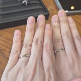 【銀座ダイヤモンドシライシの口コミ】 ウェーブ型のデザインで、さらにコンビネーションになっているところがと…