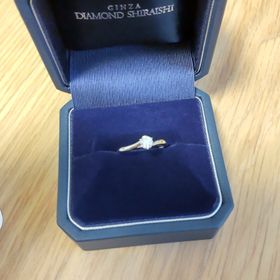 【銀座ダイヤモンドシライシの口コミ】 いろんなデザインがあるので、その人に合うリングを選ぶ事ができるとおも…