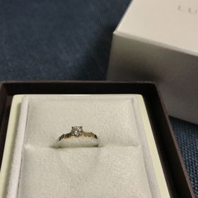 【LUCIE(ルシエ)の口コミ】 デザインです！
プラチナ、ゴールドのコンビネーションとセンターダイヤの…