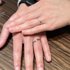 【AMATSU(アマツ)の口コミ】 2色入っており、付ける向きを変えることによって気分を変えることができる…