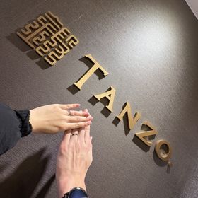 【TANZO.(鍛造指輪)の口コミ】 決めては、丈夫さとデザイン性です。
この世で一つしかないというのもとて…