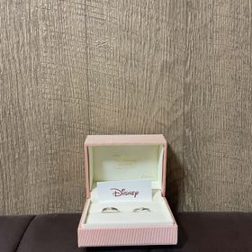 【ケイウノ ブライダル(K.UNO BRIDAL)の口コミ】 ２人の中で薔薇の花には思い入れがあり、またディズニー旅行も毎年の恒例…