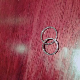 【銀座ダイヤモンドシライシの口コミ】 初めはダイヤモンドが沢山付いているデザインに憧れていましたが、やはり…