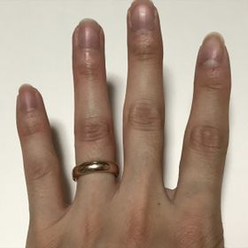 【ケイウノ ブライダル(K.UNO BRIDAL)の口コミ】 婚約指輪を購入した際にとても親切で良いサービスでしたので
結婚指輪もケ…