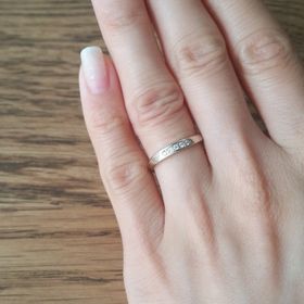 【agete(アガット)の口コミ】 個人的にゴールド系のアクセサリーを身に着けることが多いのですがゴール…