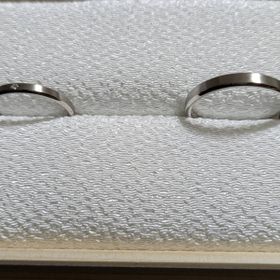 【出雲結(いずもゆい)の口コミ】 シンプルなデザインの中にもこだわりが感じられ、身につけていても自然に…