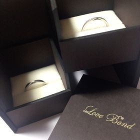 【Love Bond(ラブボンド)の口コミ】 婚約指輪と同じブランドにしたかったこと。合わせてつけても可愛いっ！！…