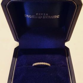 【銀座ダイヤモンドシライシの口コミ】 まず、スタッフの方の対応が良かったです。
最初に予算を伝えておいたのて…