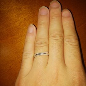 【ティファニー(Tiffany & Co.)の口コミ】 少しデザインの入ったリングも気になりましたが、長く使うものですので、…