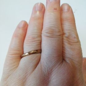 【フォリフォリ(Folli Follie)の口コミ】 フォリフォリが以前からとても好きなブランドでした。新作なども全て見せ…