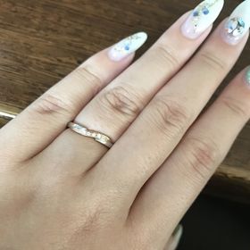 【STAR JEWELRY(スタージュエリー)の口コミ】 初めて指輪を見に行ったのがスタージュエリーでその後予算的に下げようとT…