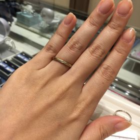 【Tis(ティス)】の口コミ 私のハーフエタニティリングプラチナ900に決めた理由は、普通エタニティ...