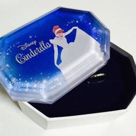 【Disney Cinderella(ディズニー シンデレラ)の口コミ】 『シンデレラが憧れ』ということもあり、シンデレラをイメージした指輪を…