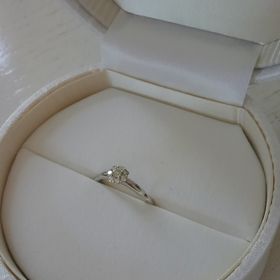 【サマンサシルヴァブライダルの口コミ】 もともとサマンサタバサのブランドが好きなこともあって、指輪はここのブ…