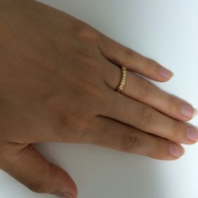 【カルティエ(Cartier)の口コミ】 ちょっと人とは違うものが欲しく、また外国人はほとんどゴールドの結婚指…