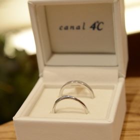 【canal4℃(カナルヨンドシー)の口コミ】 二人の将来を思いながらいつまでもつけていられるようにと考え決めました…