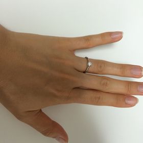 【カルティエ(Cartier)の口コミ】 年をとっても着用するかどうかはわかりませんが、シンプルで飽きないデザ…