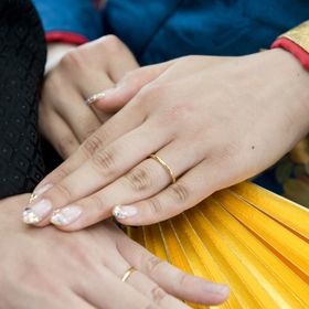 【Enasoluna(エナソルーナ)】の口コミ 指輪を選ぶ際に私たちが重要視したことは、性別を問わないデザインであるこ...