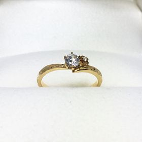 【PRIVATE BEACH(プライベートビーチ)】の口コミ 婚約指輪はいいといわれてはいたのですがどうしても贈りたいと思い、彼女に...