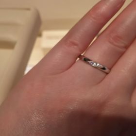 【ギンザタナカブライダル(GINZA TANAKA BRIDAL)の口コミ】 サイトで見たときから気になっていた商品でした。少し派手かな？とか凹凸…