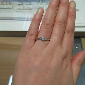 【ESTELLE(エステール)の口コミ】 看板で見て以前から可愛いと思っていました。スコープで見ると桜の花びら…