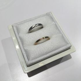 【LUCIE(ルシエ)の口コミ】 最初は個性的な指輪が欲しいと思っていたのですが、この指輪はシンプルな…