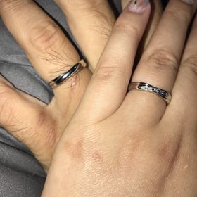 【ESTELLE(エステール)の口コミ】 形やデザインなどです。
他にも気に入ったのがあって悩んだ末にこの指輪に…