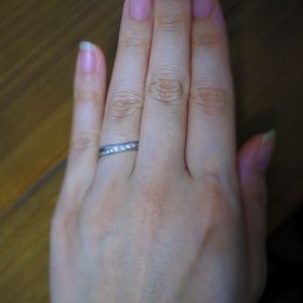 【ROCCA(ロッカ)の口コミ】 店頭に並ぶデザインの中から、気に入ったものを選び、店内にいらっしゃっ…