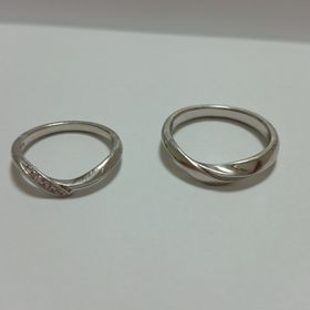 【俄(にわか)の口コミ】 事前にネットでみた際に指輪一つ一つにつけられたコンセプトが気になり店…