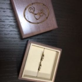 【アッシュペーフランス(H.P.FRANCE)の口コミ】 なんといっても【他人とかぶらない！】です。
知る人ぞ知るというブランド…