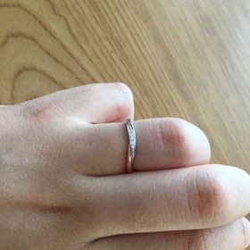 【WEDYの口コミ】 指輪のデザインを見た瞬間、ビビっときました。デザインの希望としては、…