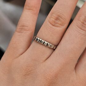 【MIKIMOTO(ミキモト)】の口コミ シンプルなThe結婚指輪なデザインからミキモトならではのデザインまで振...