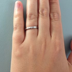 【銀座ダイヤモンドシライシの口コミ】 まず、eve after の「いつまでも幸せに…」というコンセプトと、二…