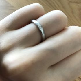 【ティファニー(Tiffany & Co.)の口コミ】 すぐに（一年ごとなど）買い換えることは考えていなかったので、指にフィ…