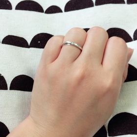 【THE KISS(ザ・キッス)の口コミ】 あまり目立ち過ぎず、さりげなく付いているくらいが希望だったのですが見…