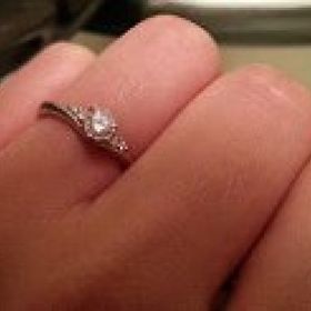 【ラザール ダイヤモンド(LAZARE DIAMOND)の口コミ】 彼が内緒で買ってくれた。ダイヤモンドがきれいだったことが一番のポイン…