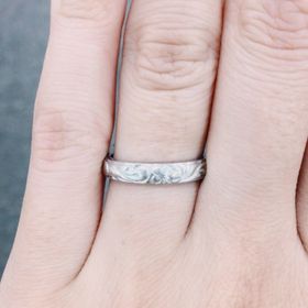 【MAILE(マイレ)の口コミ】 夫がもともとハワイアンジュエリーが好きで、私もシンプルな指輪より変わ…