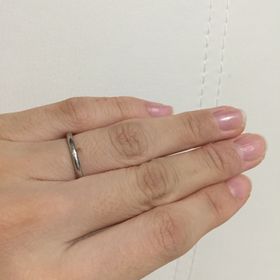 【俄(にわか)の口コミ】 ずっと指輪をつけて生活することを考えてシンプルなデザインを探していた…
