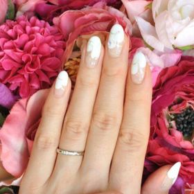 【ラザール ダイヤモンド(LAZARE DIAMOND)の口コミ】 結婚指輪として購入したので、子供ができたときに子供を傷つけないような…