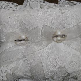 【エクセルコダイヤモンド(EXELCO DIAMOND)の口コミ】 派手過ぎでもなく地味過ぎでもない指輪を、探していました。シンプルなの…