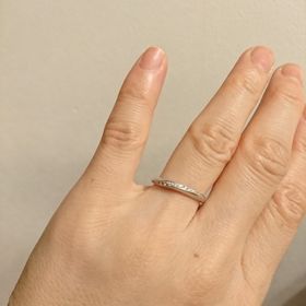 【4℃ BRIDAL(ヨンドシーブライダル)の口コミ】 昔から指が太くゴツゴツしていて、かなりコンプレックスでした。それまで…