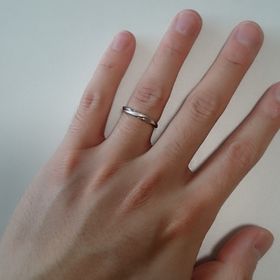 【エクセルコダイヤモンド(EXELCO DIAMOND)の口コミ】 ゼクシー結婚式選びの時にいくつか結婚指輪の会社を紹介して頂きました。
…