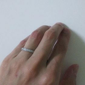 【STAR JEWELRY(スタージュエリー)の口コミ】 プロポーズ翌日に現在の夫と一緒に買いに行きました。昔通っていた英会話…